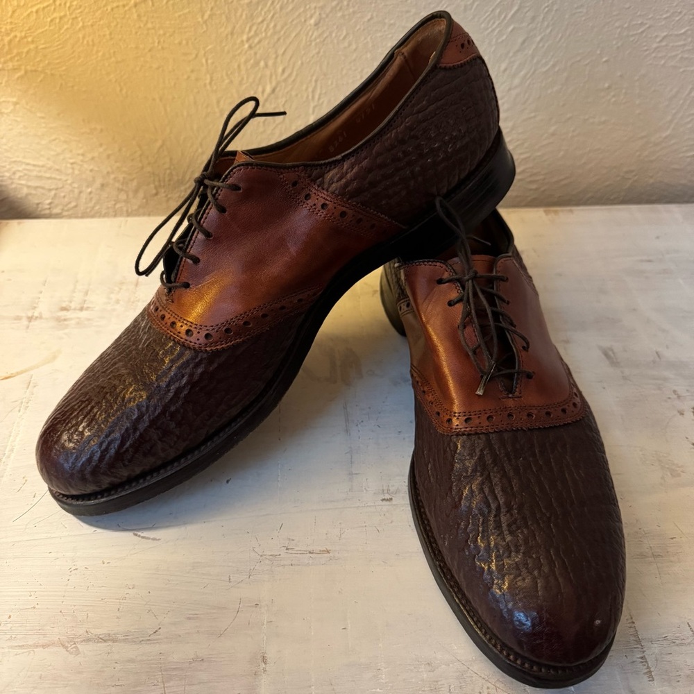 Allen Edmonds Shelton Pebble Grain Derby — Brown Leather — Size 12A